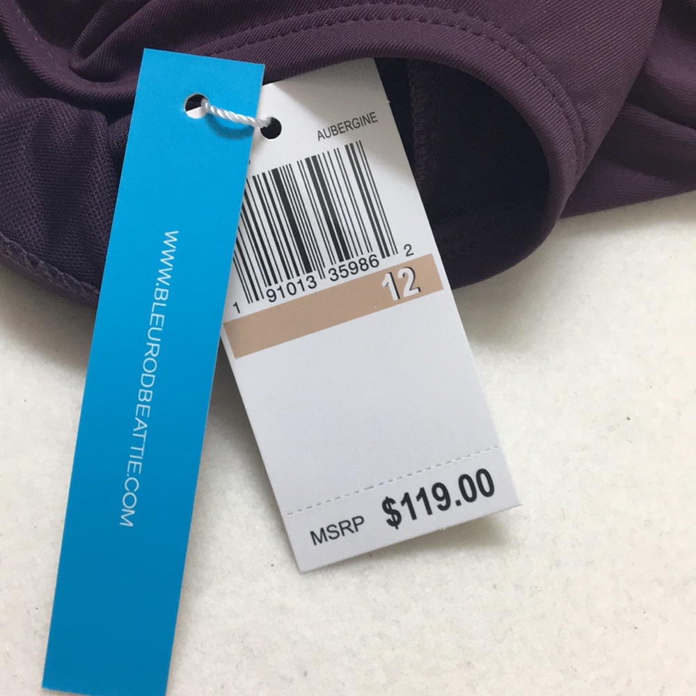 ❗️SOLD❗️NWT Gorgeous ruffled halter swimsuit - Picture 7 of 8